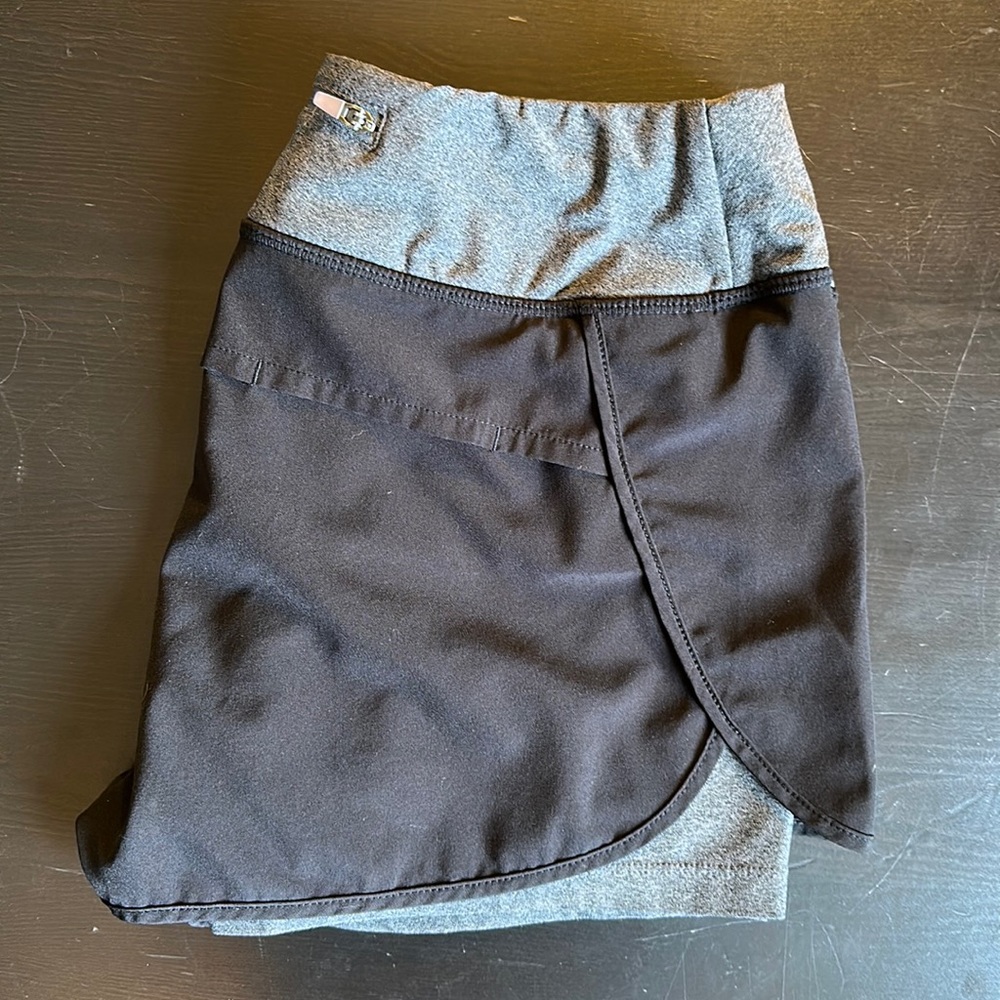 MPG - Black & Gray Shorts w/Built-in Compression Shorts- Small